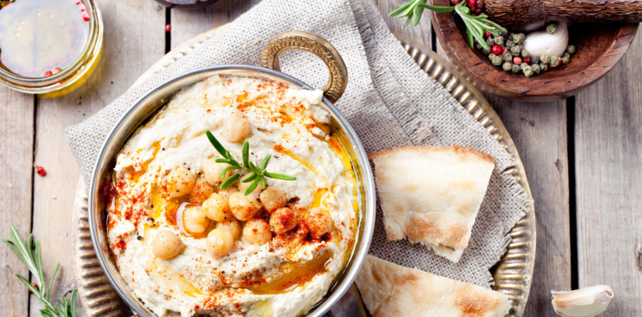 Spicy Garlic and Herb Hummus