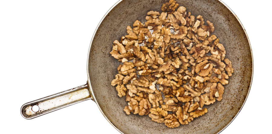 Garlic Avocado Oil Roasted Walnuts