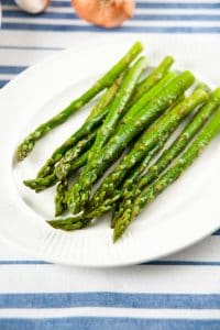 Grilled and Seasoned Asparagus